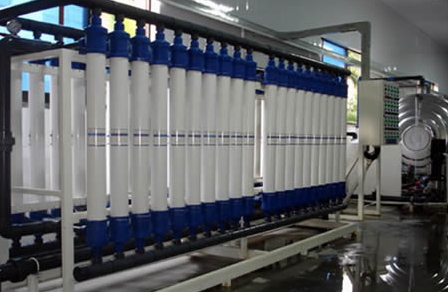 貴州山泉水設(shè)備，貴州桶裝水制取設(shè)備